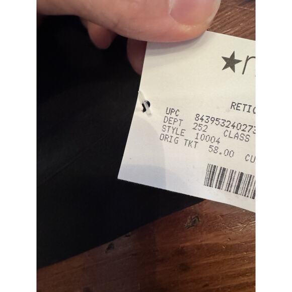 Spanx OnCore Mid-ThighShort SS6615 BlackSculpting Shapewear M NWT $58 MSRP - Picture 9 of 9